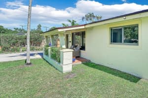 2061 Bahama Dr, Miramar, FL 33023 Sold 06/06/25