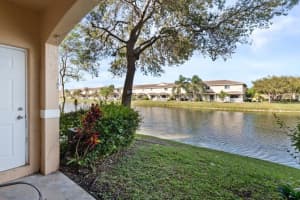 5923 Riverside Ave 5923, Tamarac, FL 33321 Sold 04/17/25