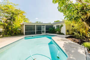 2791 NW 83rd Ter, Coral Springs, FL 33065 Sold 05/02/25
