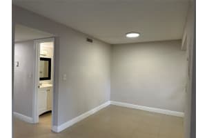 6900 SW 39th St 112K, Davie, FL 33314 Sold 04/30/25