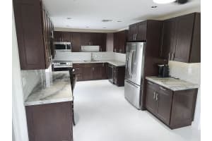 2021 32nd Court, Oakland Park, FL 33309 - MLS#F10491159