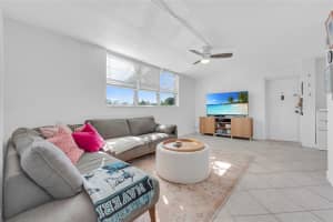 5300 NE 24th Ter 215C, Fort Lauderdale, FL 33308 Sold 04/24/25