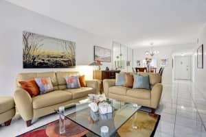 3581 Inverrary Dr 403, Lauderhill, FL 33319 Sold 07/01/25