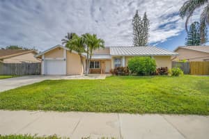 1046 NW 10th St, Boynton Beach, FL 33426 Sold 10/27/25
