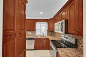 1046 NW 10th St, Boynton Beach, FL 33426 Sold 10/27/25