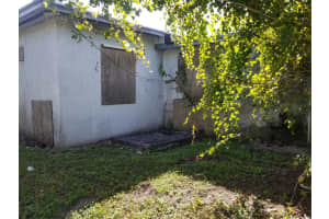 2605 13th Court, Fort Lauderdale, FL 33311 - MLS#F10491356