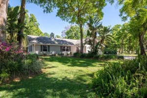 1945 SE 4th St, Okeechobee, FL 34974 Sold 04/11/25