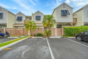 256 W Hemingway Cir, Margate, FL 33063 Sold 05/29/25