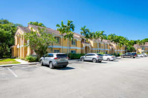 2440 Nw 33rd St 1808, Oakland Park