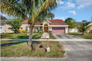 2621 Azalea Ave, Miramar, FL 33025 - MLS#F10491509