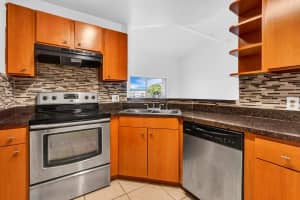 3449 NW 44th St 205, Lauderdale Lakes, FL 33309 Sold 07/25/25