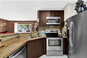 3413 NW 44th St 108, Lauderdale Lakes, FL 33309 Sold 10/01/25