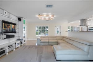 4220 NE 26th Ter, Lighthouse Point, FL 33064 - MLS#F10491538