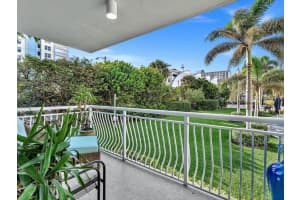 301 N Ocean Blvd 106, Pompano Beach, FL 33062 Sold 06/09/25