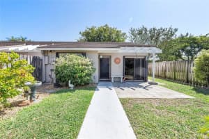 5020 E Lakes Dr 5020, Deerfield Beach, FL 33064 Sold 04/17/25