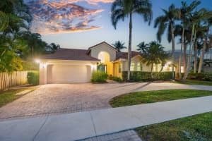 2642 W Abiaca Cir, Davie, FL 33328 Sold 05/27/25