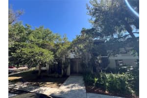 302 Gardens Dr 201, Pompano Beach, FL 33069 Sold 08/14/25