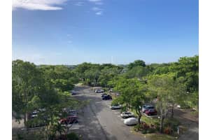 805 Cypress Blvd 309, Pompano Beach, FL 33069 - MLS#F10491811