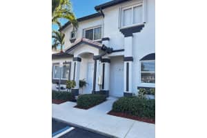 2304 SE 23rd Dr 2304, Homestead, FL 33035 - MLS#F10491817