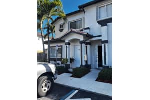 2304 SE 23rd Dr 2304, Homestead, FL 33035 - MLS#F10491817