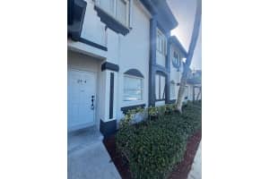 2304 SE 23rd Dr 2304, Homestead, FL 33035 - MLS#F10491817