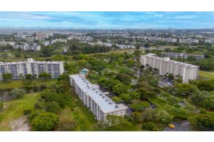 3503 Oaks Way 413, Pompano Beach, FL 33069 Sold 06/27/25