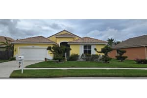 9193 Cove Point Cir, Boynton Beach, FL 33472 Sold 04/30/25
