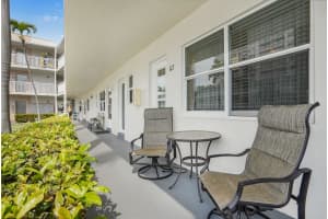 3127 S Ocean Dr 117, Hallandale Beach