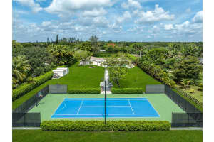 5060 Thoroughbred Lane, Southwest Ranches, FL 33330 Sold 05/30/25