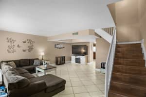 1395 NW 122nd Ter, Pembroke Pines, FL 33026 Sold 05/19/25