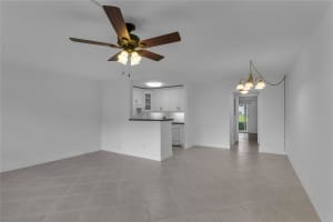 177 Fanshaw E, Boca Raton, FL 33434 - MLS#F10491982