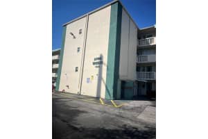 1333 E Hallandale Beach Blvd 401, Hallandale Beach, FL 33009 - MLS#F10492009