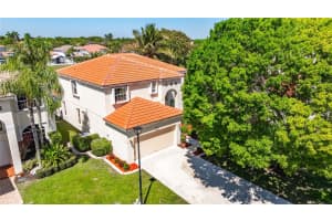 3055 Woodlands Dr, Margate, FL 33063 Sold 04/17/25