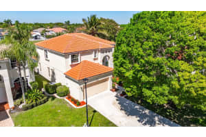 3055 Woodlands Dr, Margate, FL 33063 Sold 04/17/25