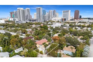 639 SW 5th Avenue, Fort Lauderdale, FL 33315 Sold 05/27/25