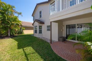 18251 NW 19th St, Pembroke Pines, FL 33029 Sold 05/14/25