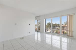 2500 Las Olas Boulevard, Fort Lauderdale, FL 33301 - MLS#F10492059