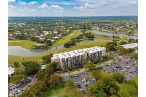 16300 Golf Club Rd 503, Weston