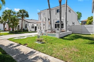 550 NW 159th Ave, Pembroke Pines, FL 33028 Sold 04/10/25