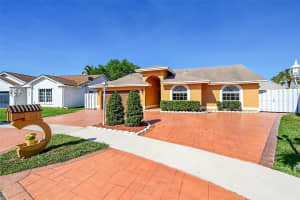 10369 Welleby Isles Ln, Sunrise, FL 33351 Sold 08/06/25