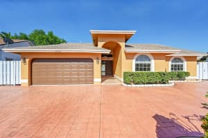 10369 Welleby Isles Ln, Sunrise, FL 33351 Sold 08/06/25