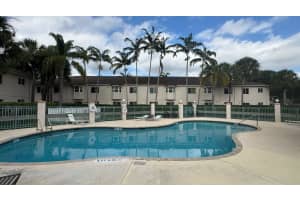 2125 NW 77th Way 103, Pembroke Pines, FL 33024 - MLS#F10492219