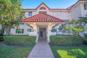107 Half Moon Cir E2, Hypoluxo, FL 33462 Sold 07/07/25