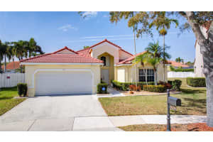 429 NE Cambridge Lane, Weston, FL 33326 Sold 08/12/25