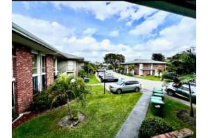 18606 Bobolink Dr 18606, Hialeah, FL 33015 Sold 05/23/25