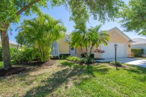 5425 SW Temple Ter, Vero Beach, FL 32968 Sold 04/30/25