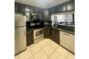 400 NE 12th Ave 305, Hallandale Beach, FL 33009 Sold 05/02/25