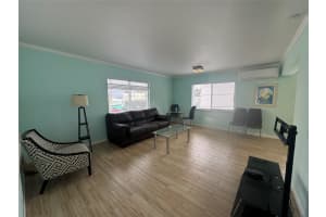323 Monroe St 6, Hollywood, FL 33019 - MLS#F10492325