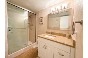 119 NE 19th Ct 118G, Wilton Manors, FL 33305 Sold 04/28/25