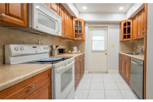 3541 NW 95th Ter 201, Sunrise, FL 33351 Sold 09/29/25